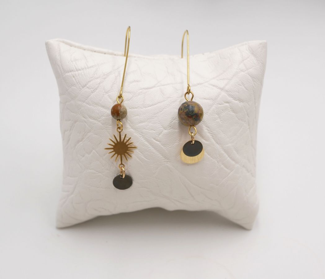 Soleil and stones raw brass earrings