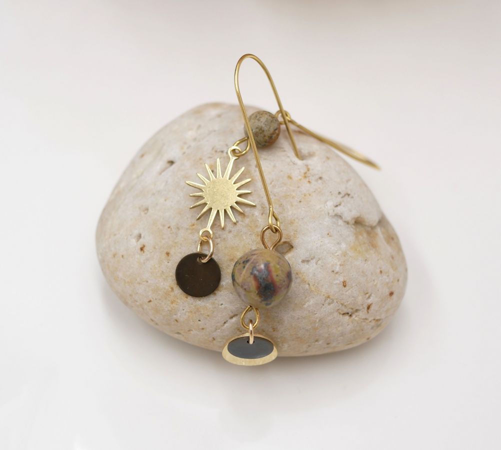 Soleil and stones raw brass earrings