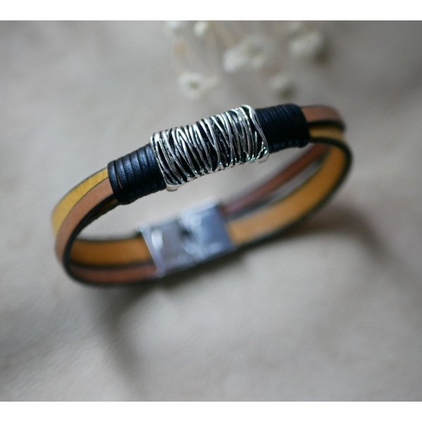 Two-tone leather and metal bracelet to personalize