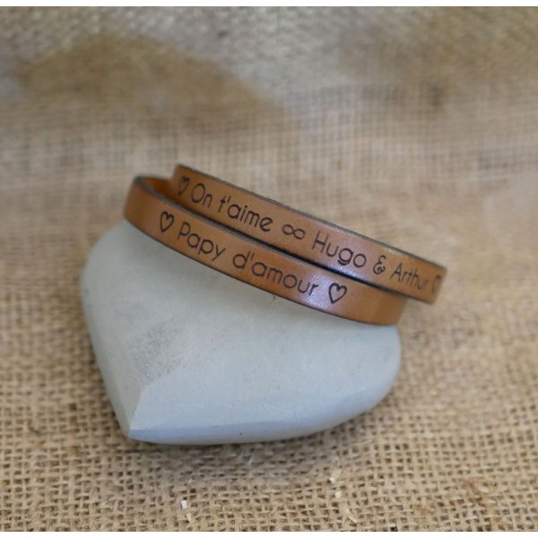 Leather bracelet for men customizable by engraving