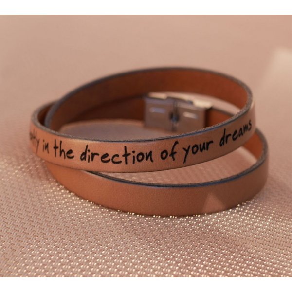 Leather bracelet for men customizable by engraving