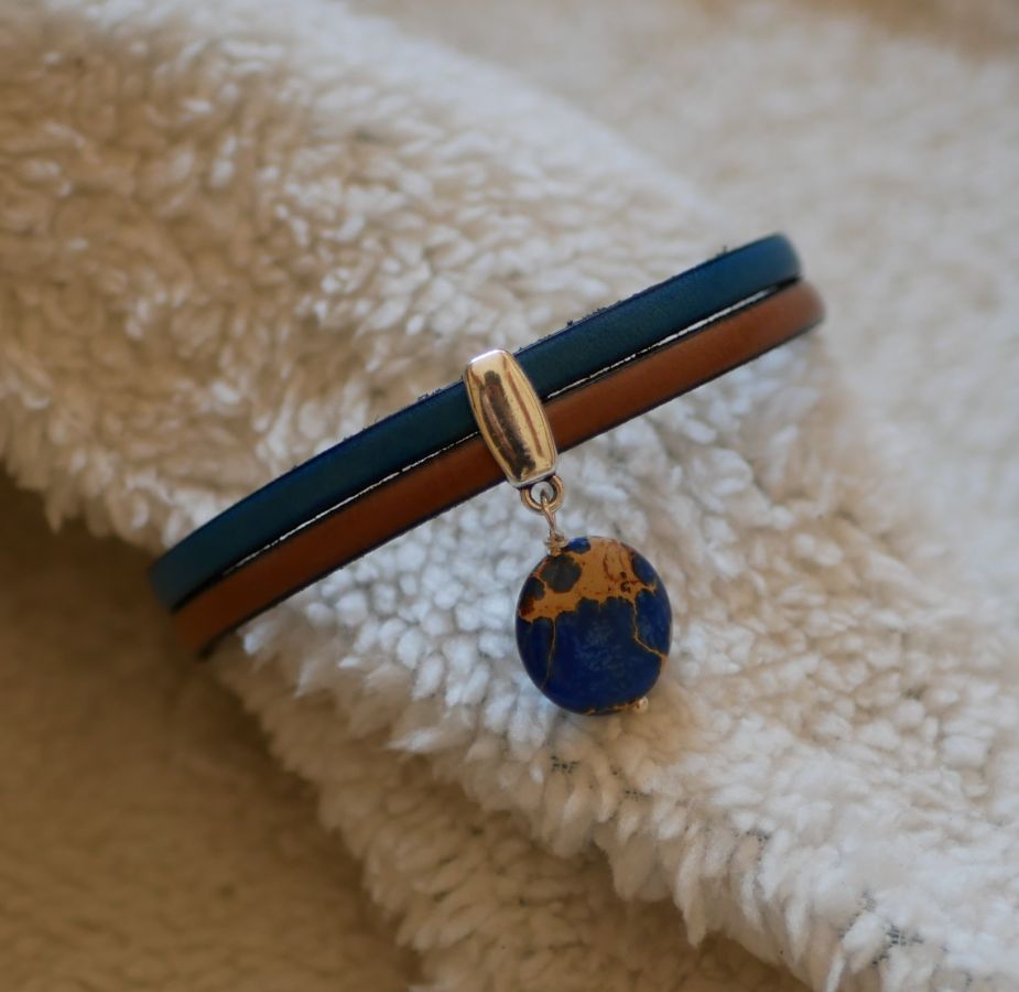 Duo leather strap with blue jasper disc stone 