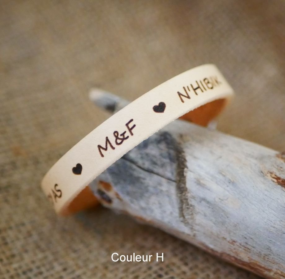 Leather bracelet woman gold clasp personalized by engraving 