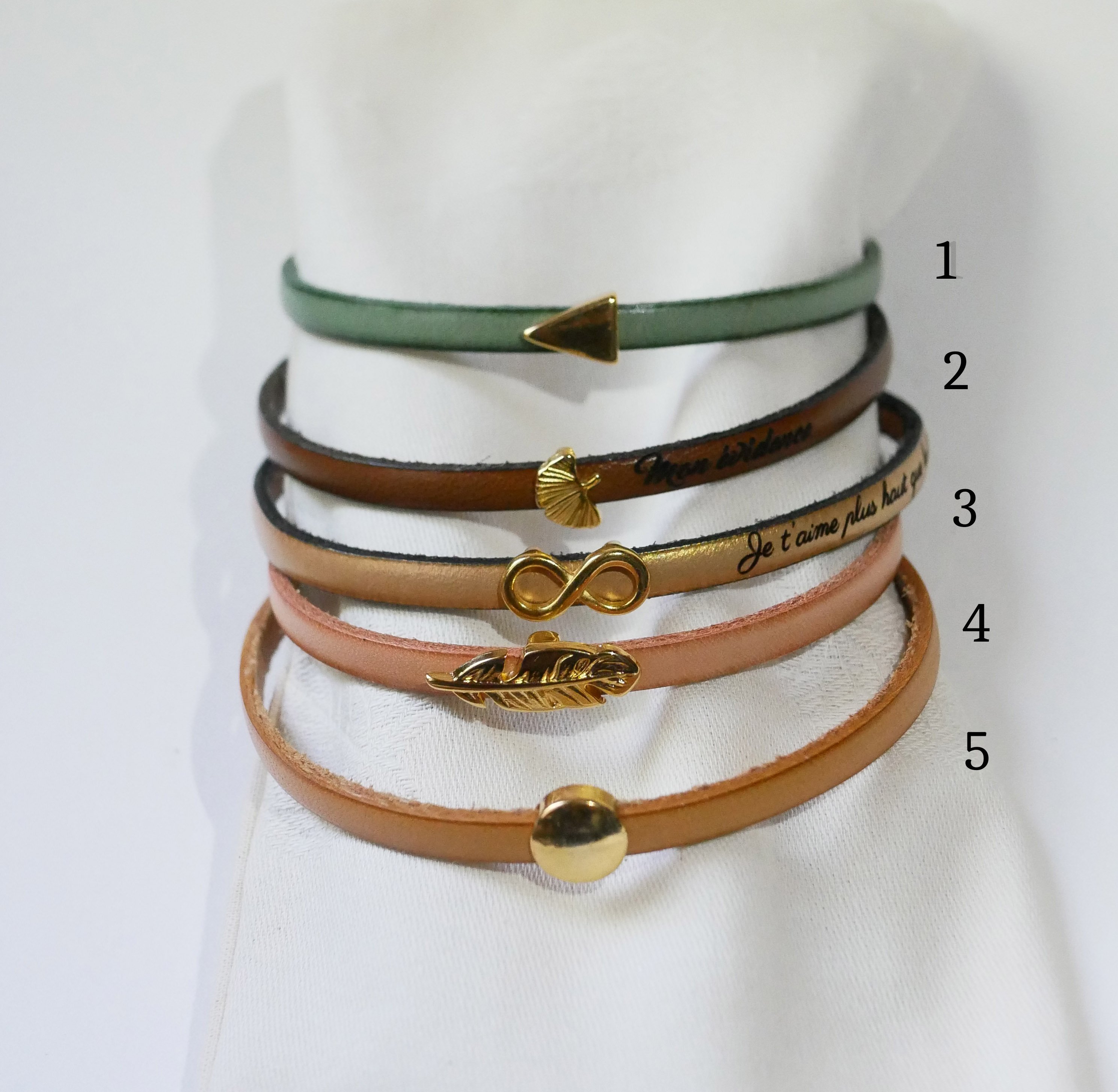 Women's leather bracelet with gold buckle of your choice to customize