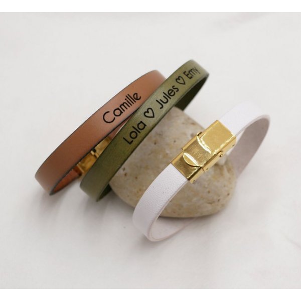 Leather bracelet woman gold clasp personalized by engraving 