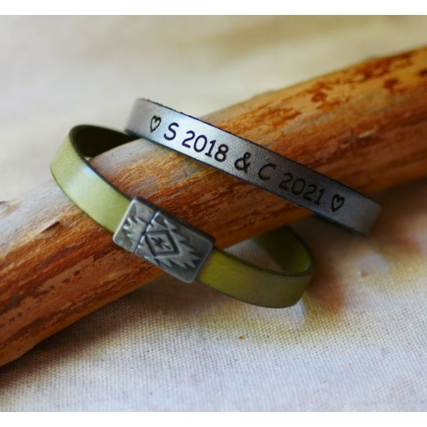 Leather bracelet with ethnic magnetic clasp to customize