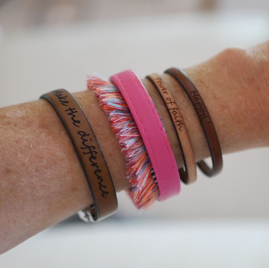 Customizable fine leather bracelet for women 