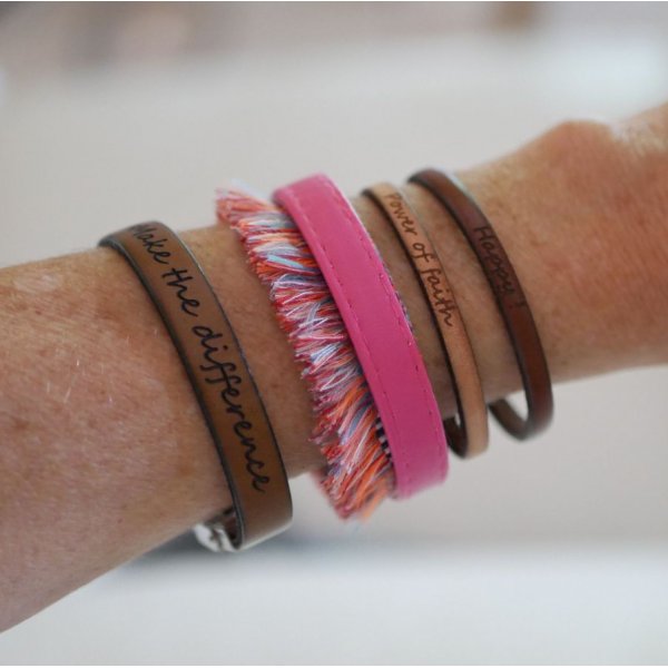 Customizable fine leather bracelet for women 