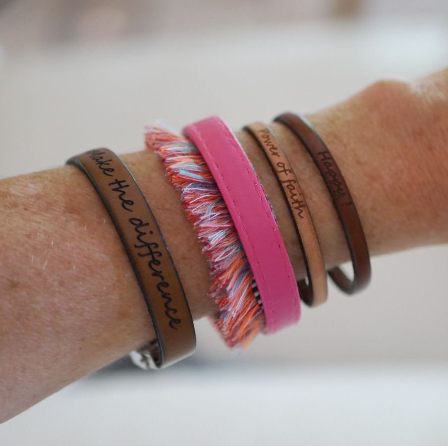 Customizable fine leather bracelet for women 