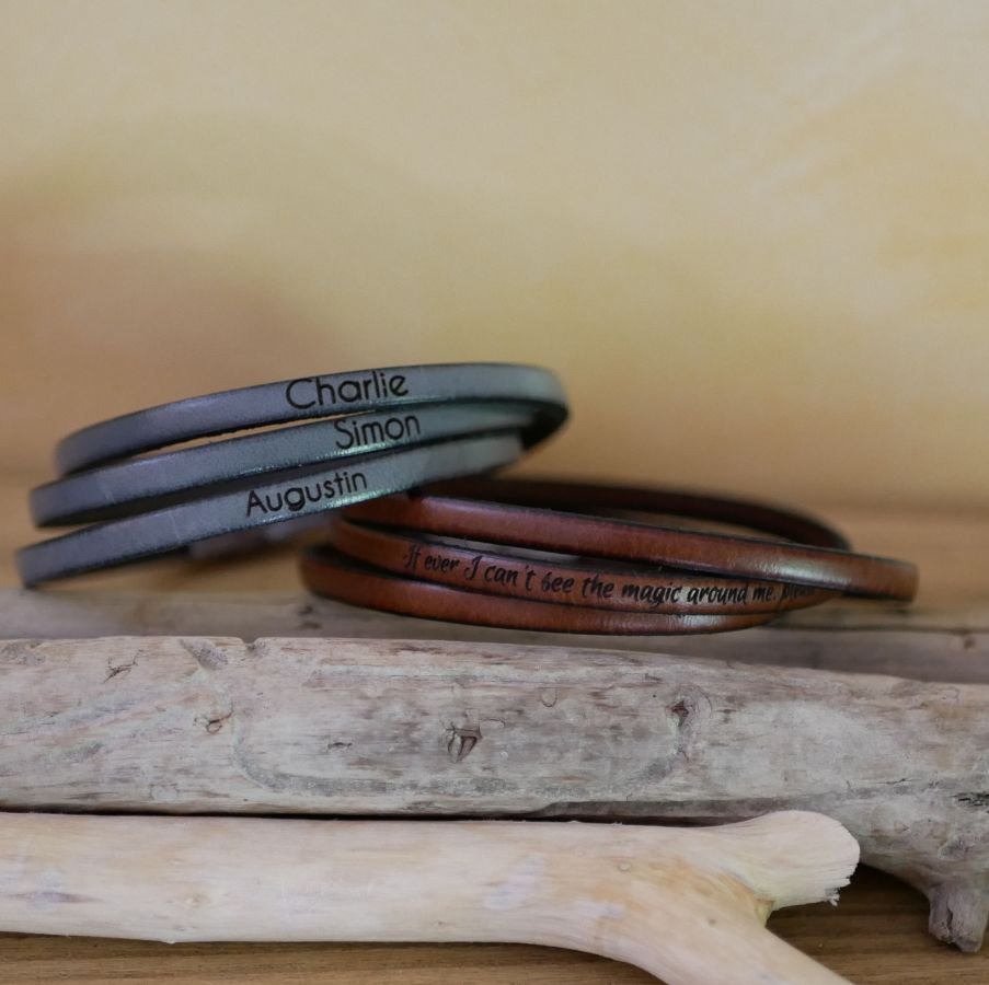 Leather bracelet in 3 turns for man or woman personalized