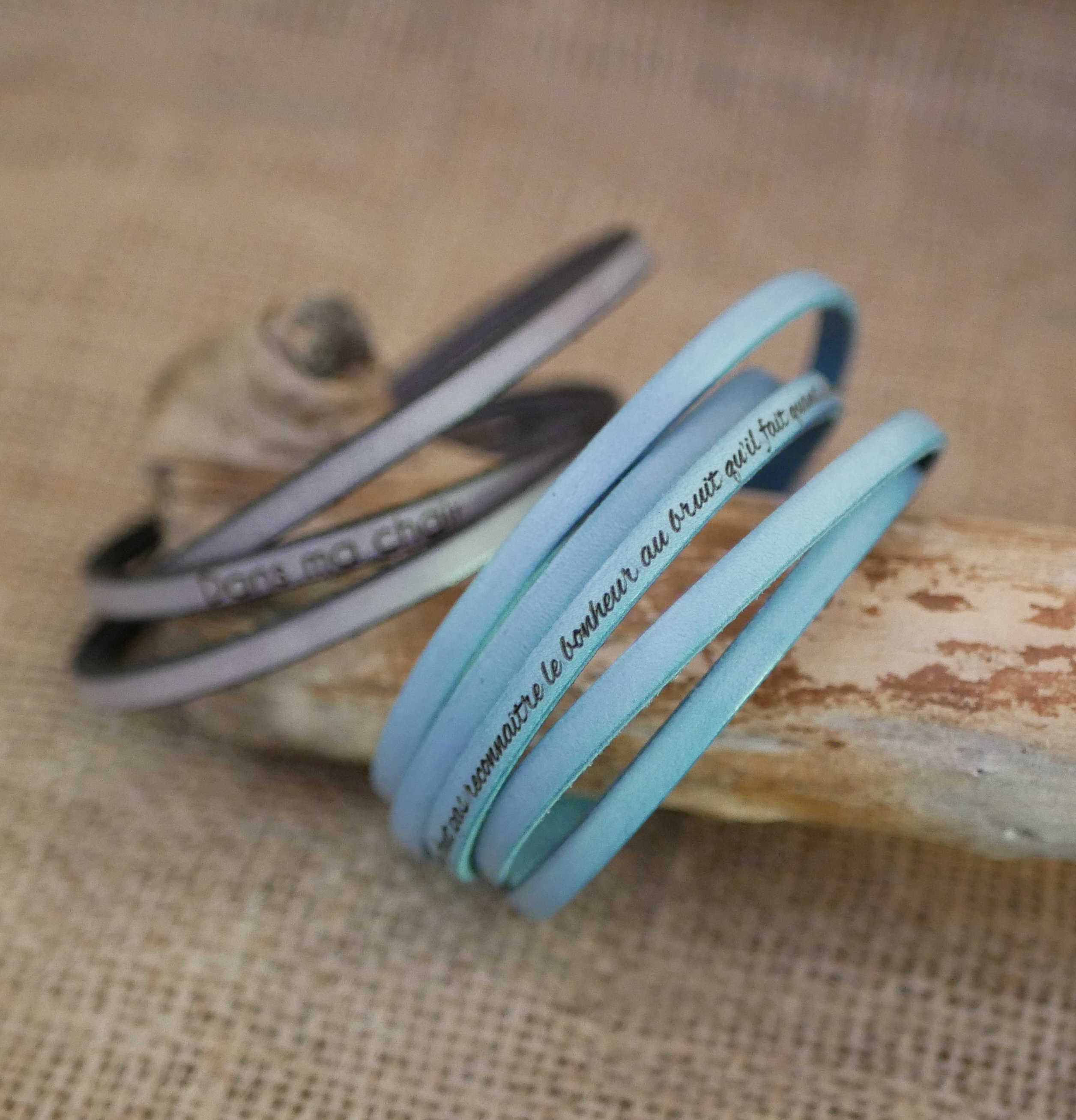 Fine leather 5-turn bracelet for men or women engraved with first names