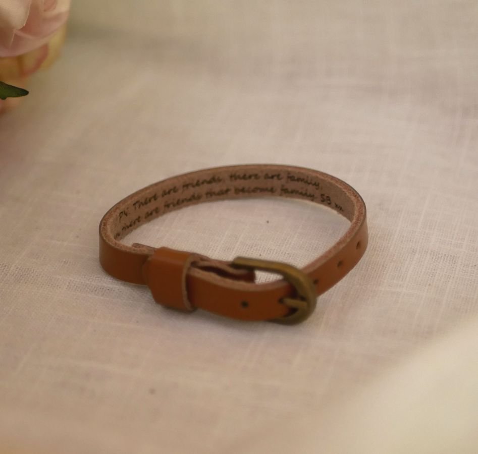 Engraved leather bracelet single turn to personalize mixed adult child