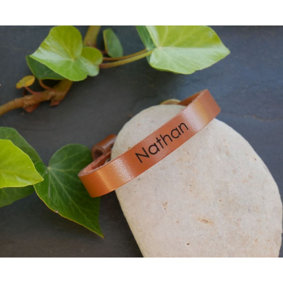 Engraved leather bracelet single turn to personalize mixed adult child