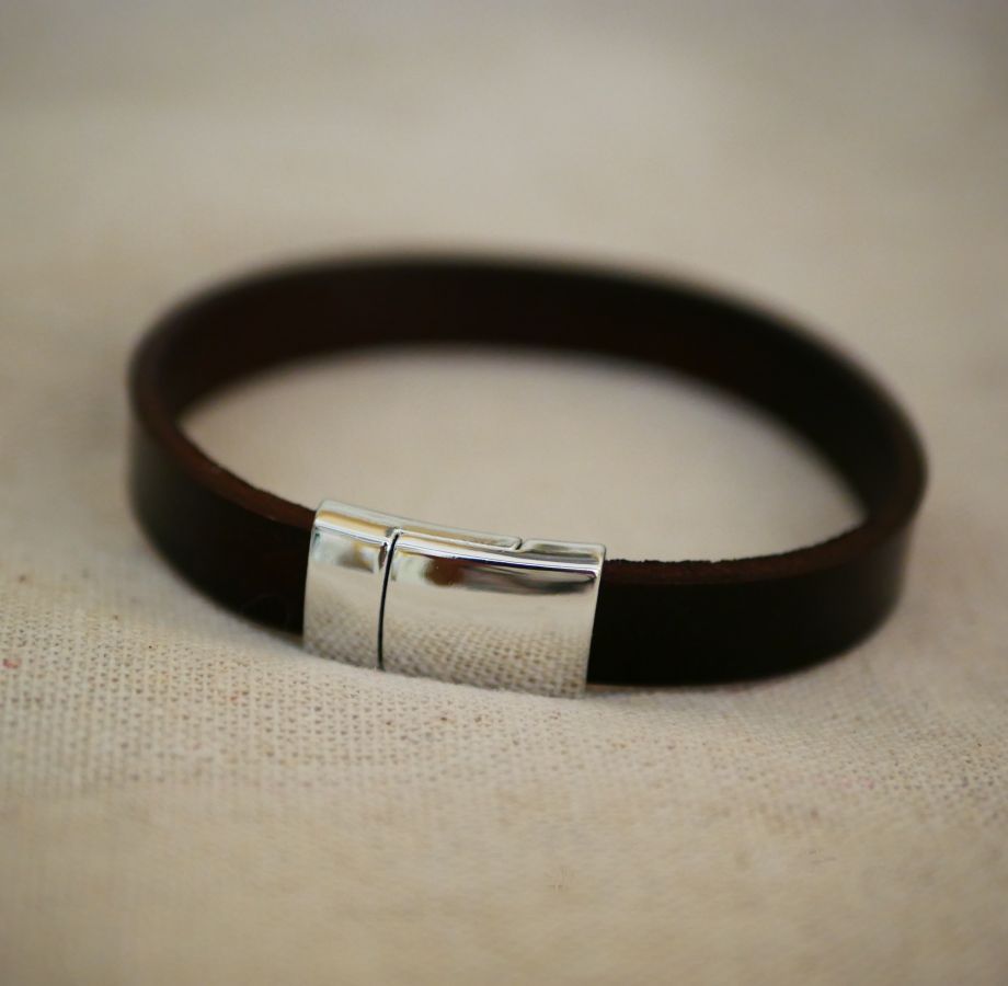 Thick dark brown leather strap customizable 