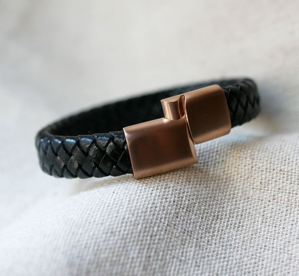 Black leather bracelet braided steel clasp Rose Gold magnetic