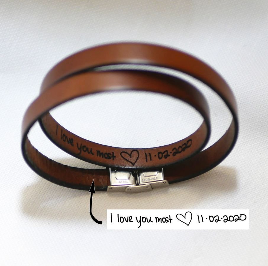 Customizable leather strap with single, double or triple turn handwriting engraving