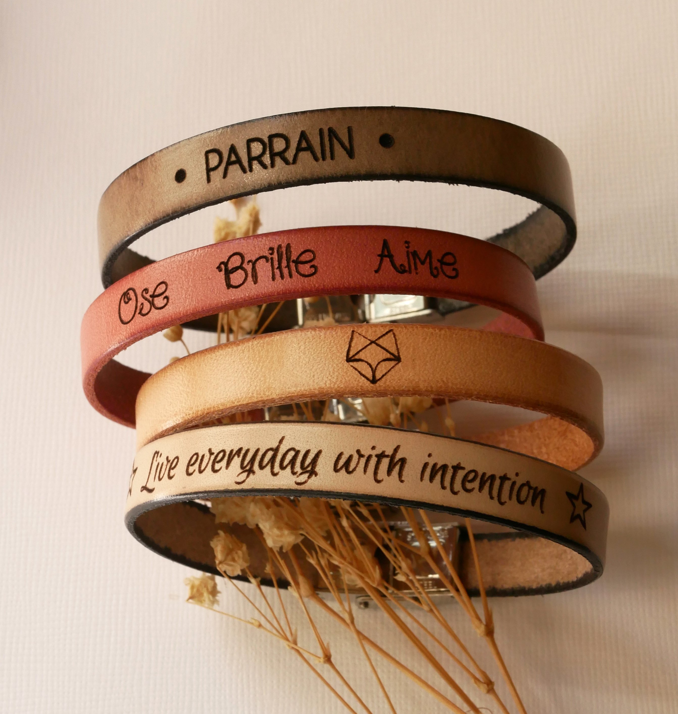 Leather bracelet personalized man or woman engraved with names or message