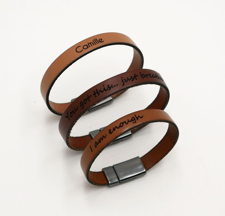 Leather bracelet to personalize by engraving magnetic clasp dark gray