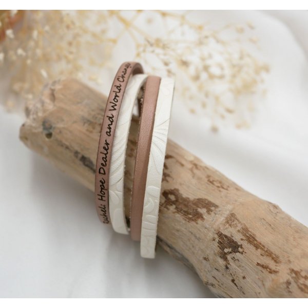 Double white leather bracelet with relief and color of your choice to be personalized by engraving