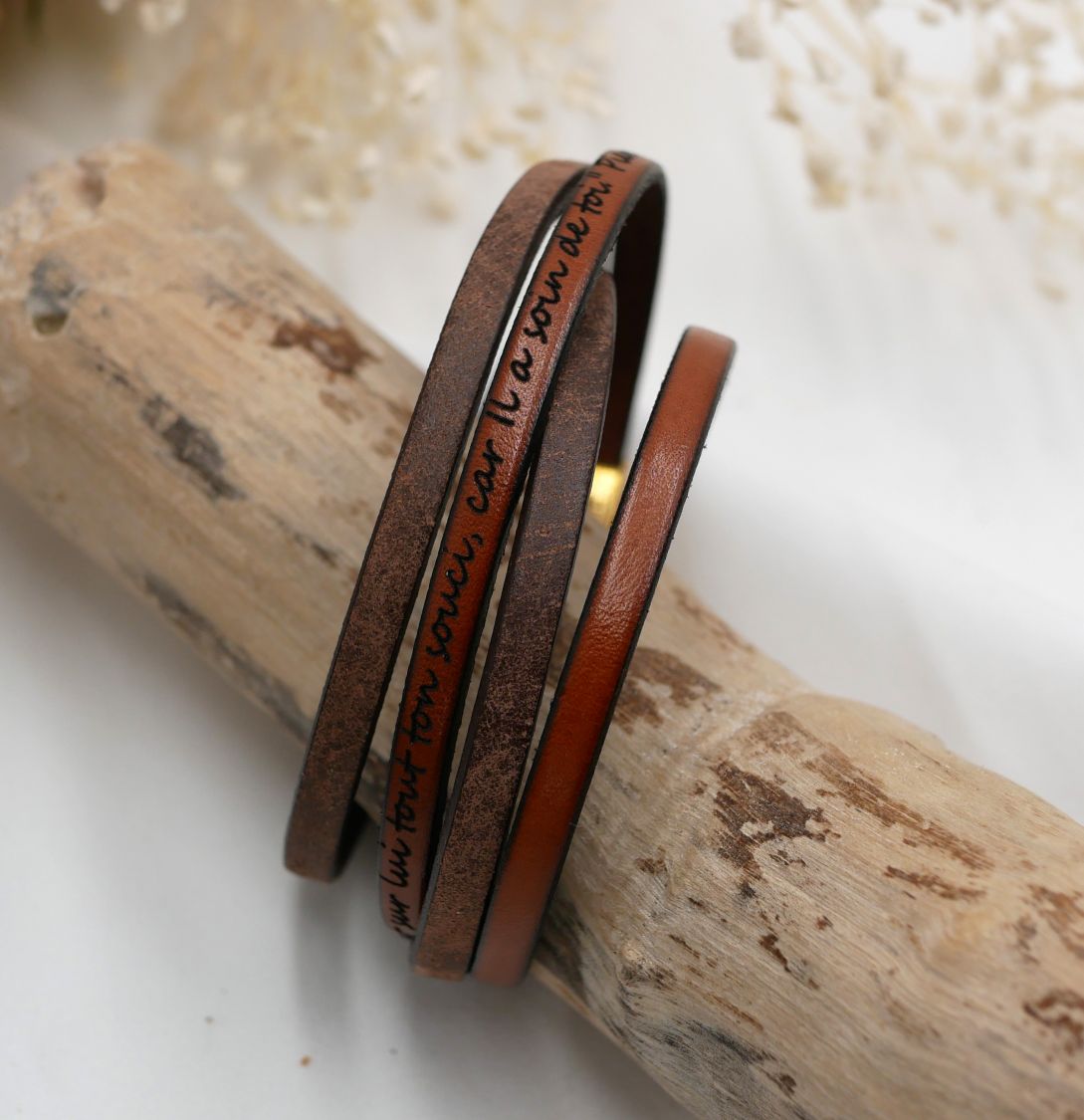 Double leather bracelet vintage brown and a color of your choice to customize by engraving