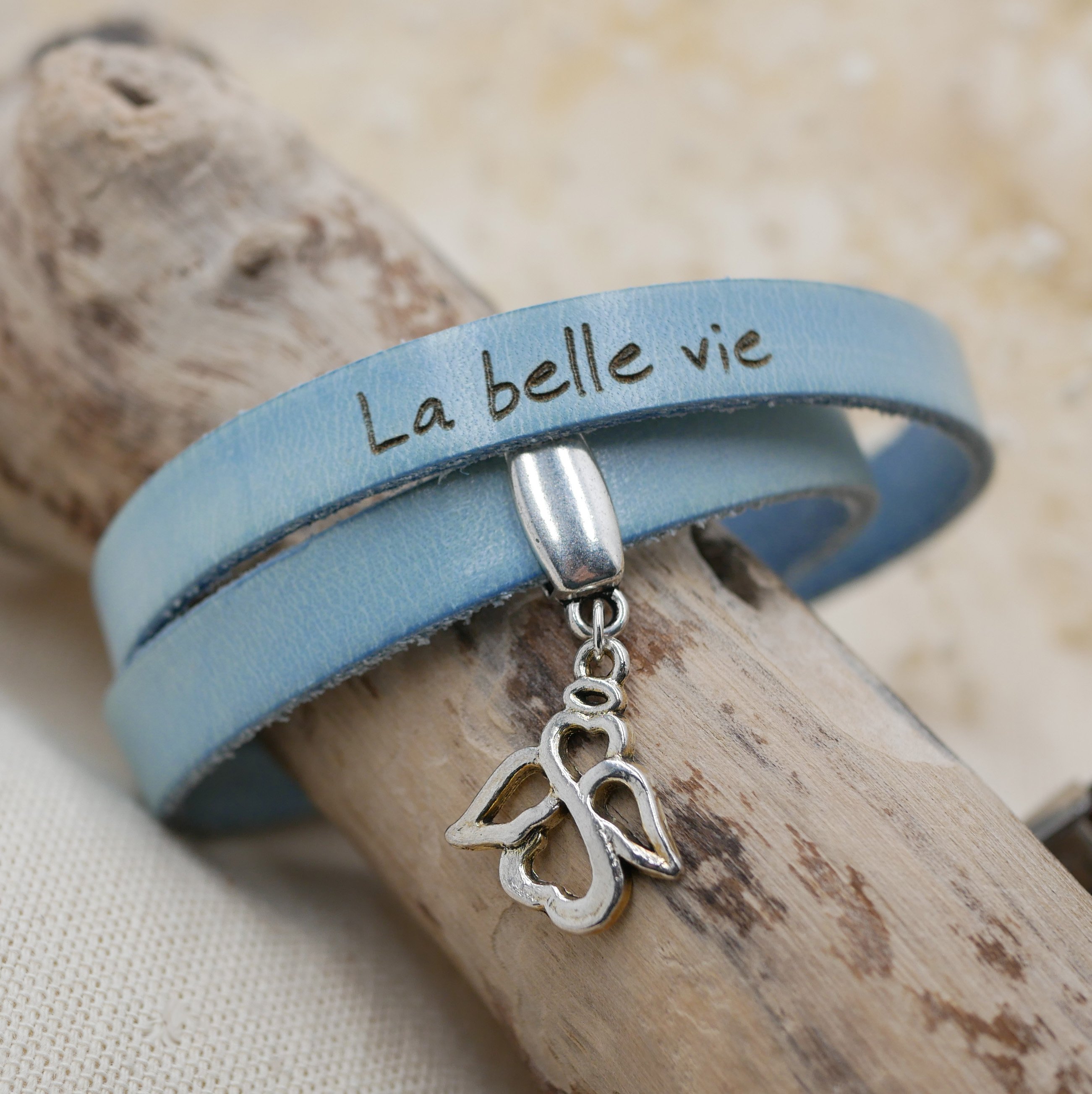 Customized double leather bracelet to engrave with your choice of pendant