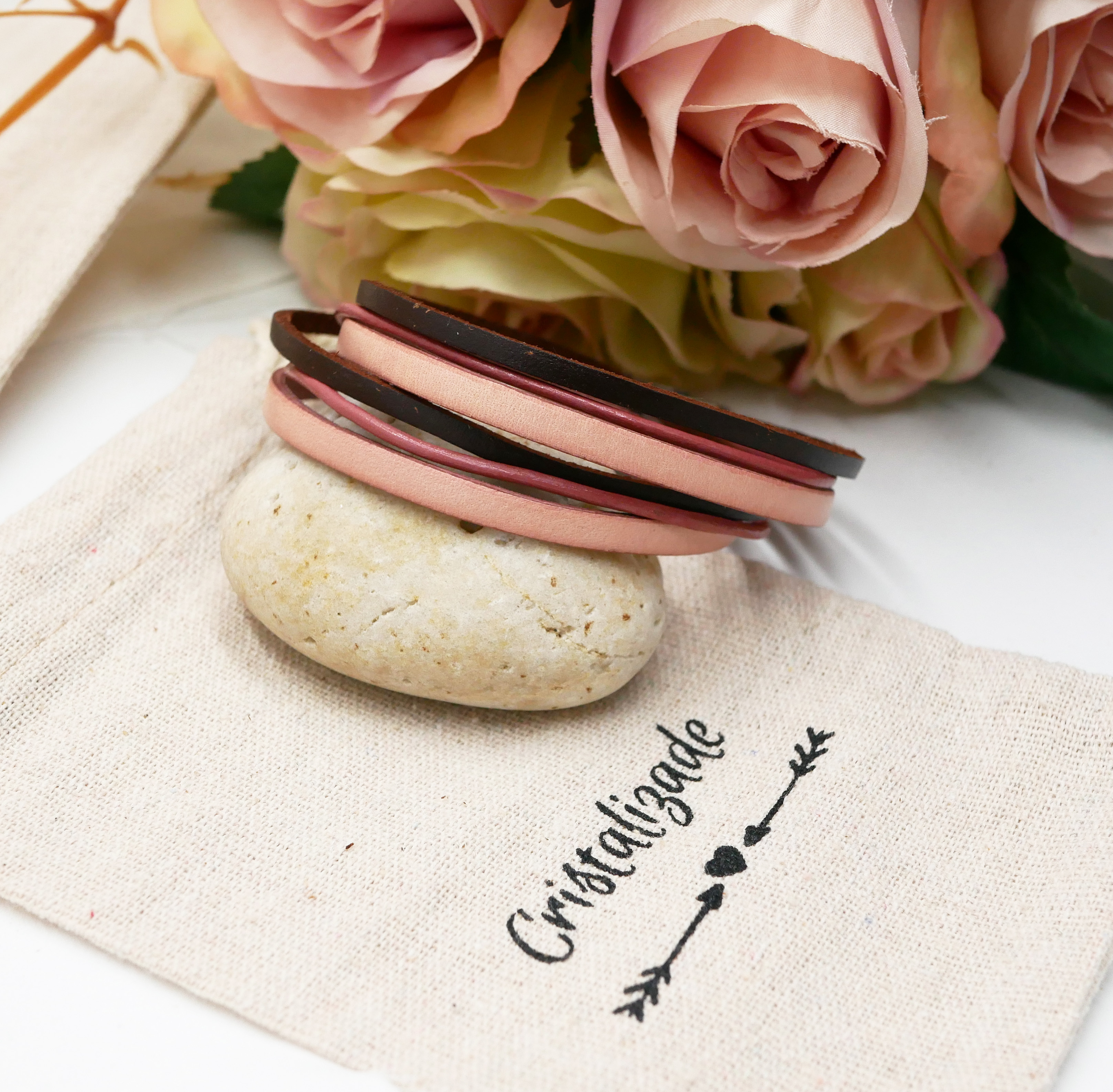 Multi-turn bracelet in vintage pink and brown leathers