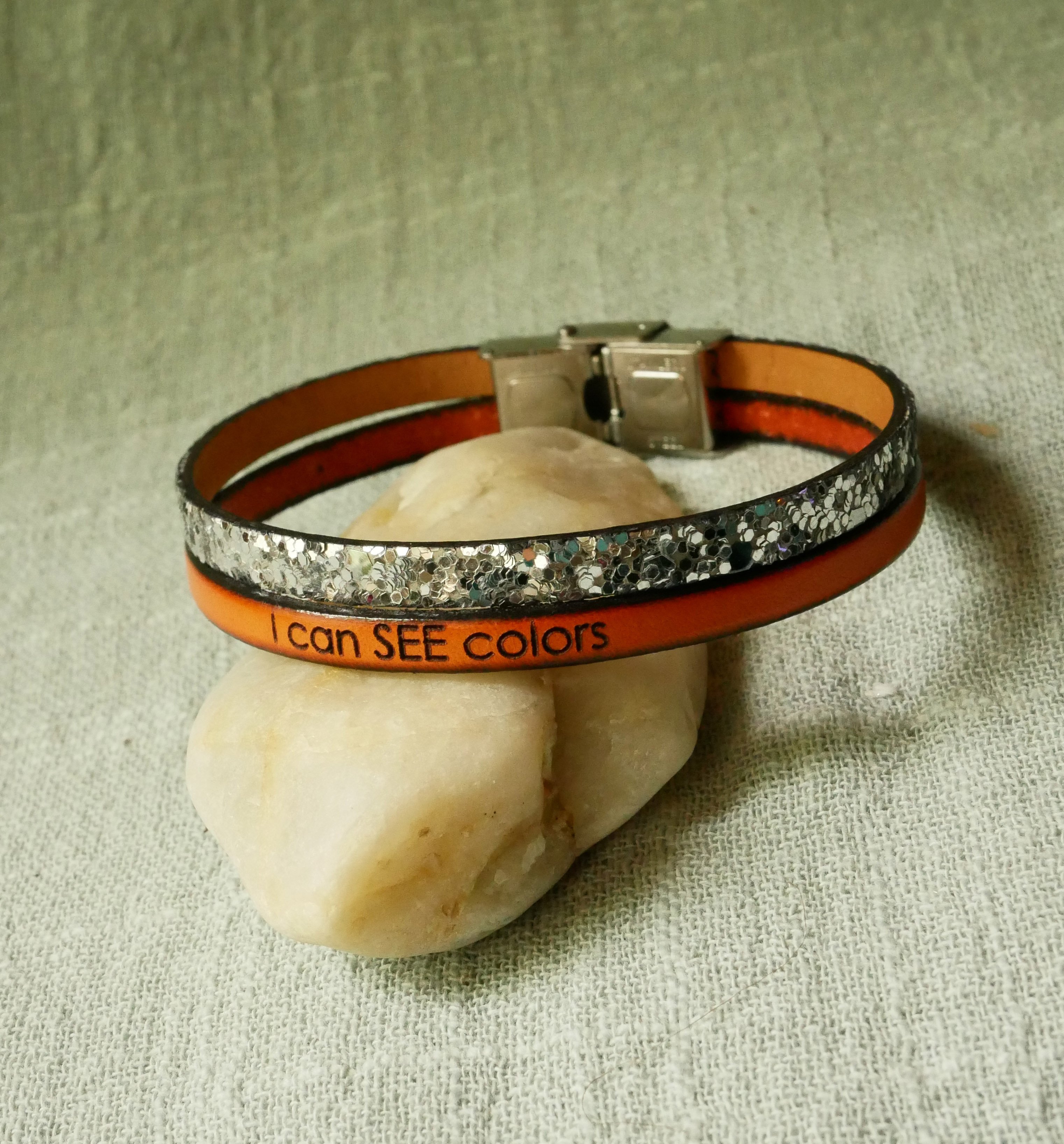 Leather duo bracelet in silver and choice of colors