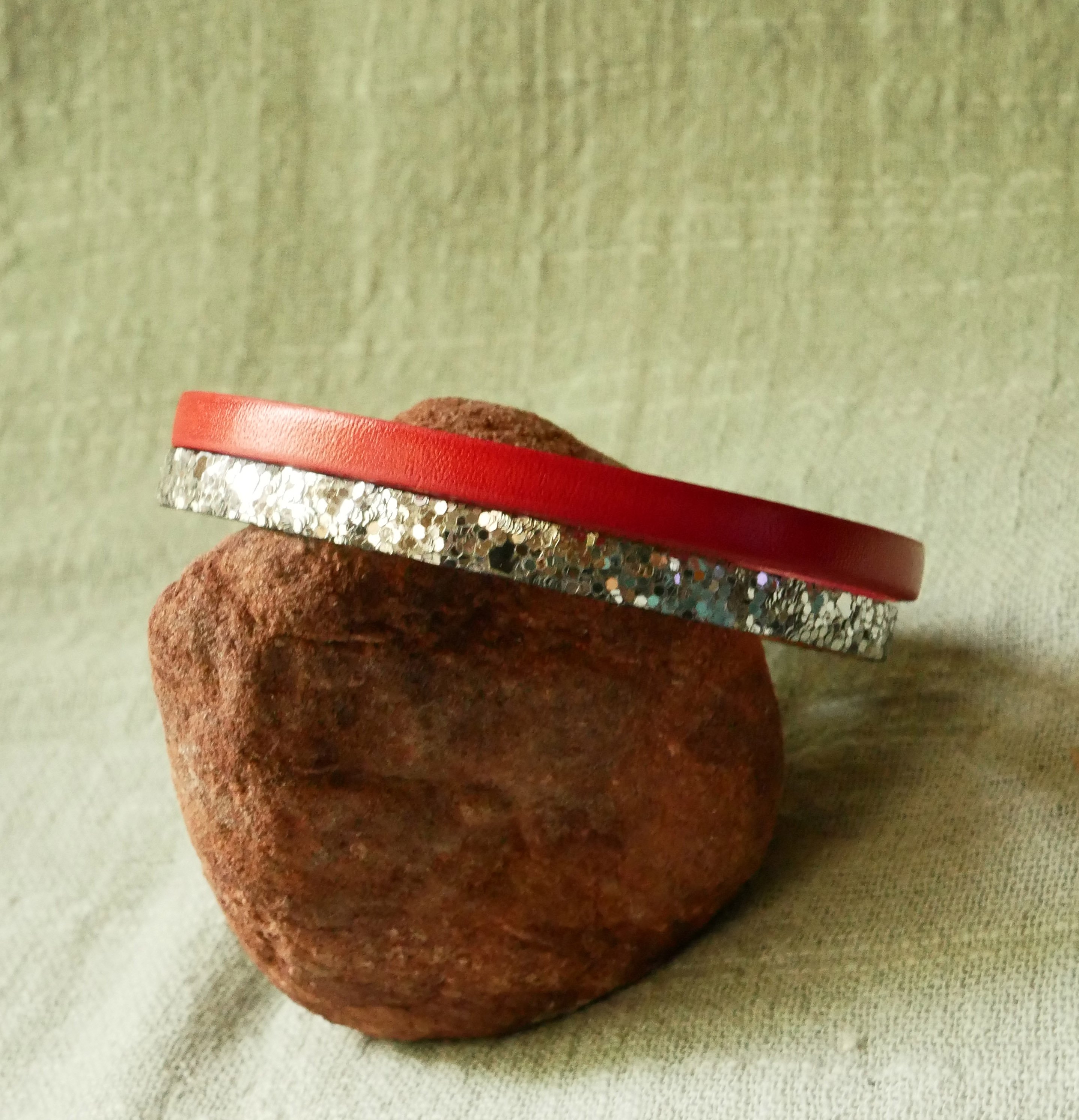 Leather duo bracelet in silver and choice of colors