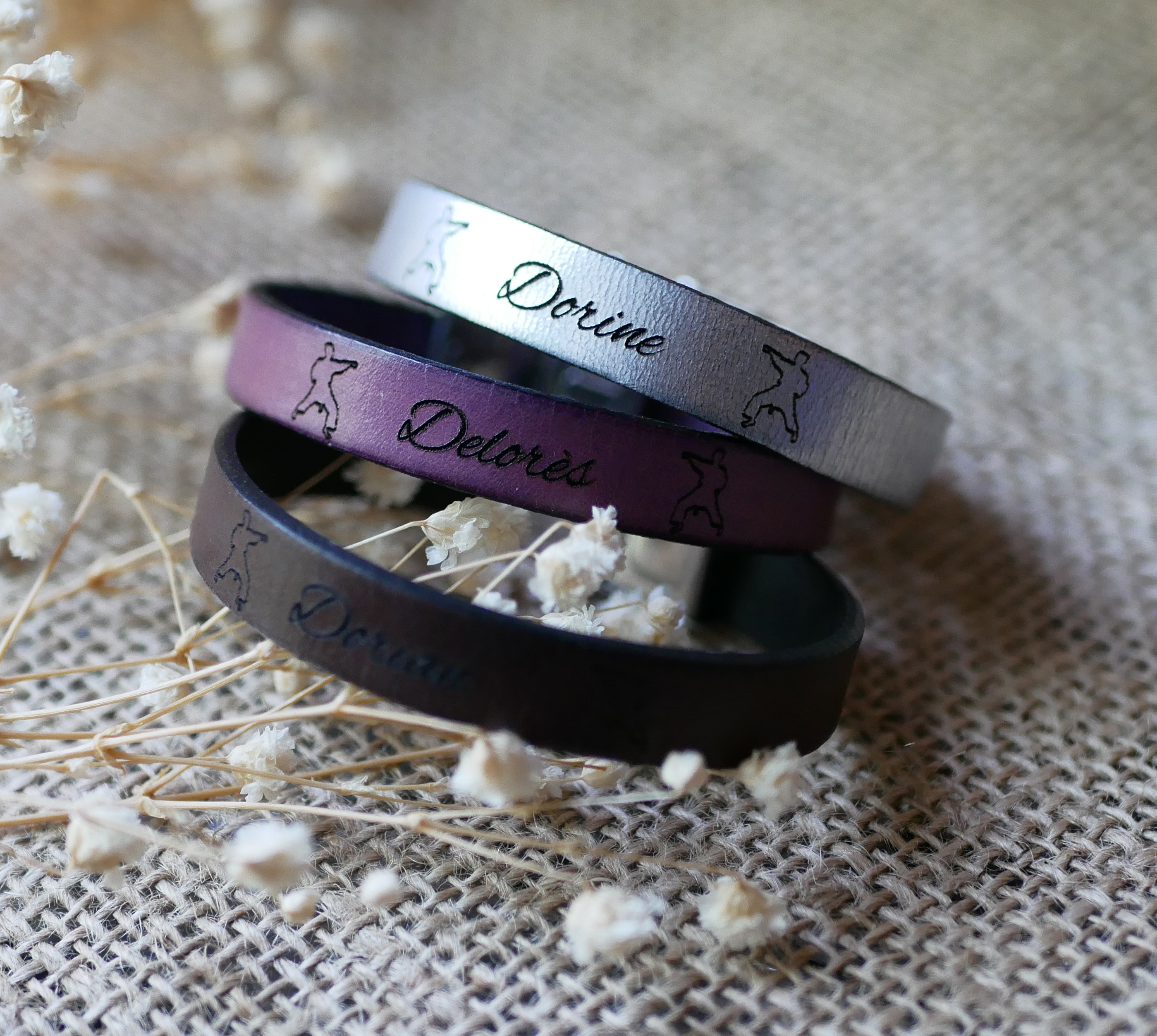 Personalized leather bracelet for children engraved first name framed with drawings of your choice