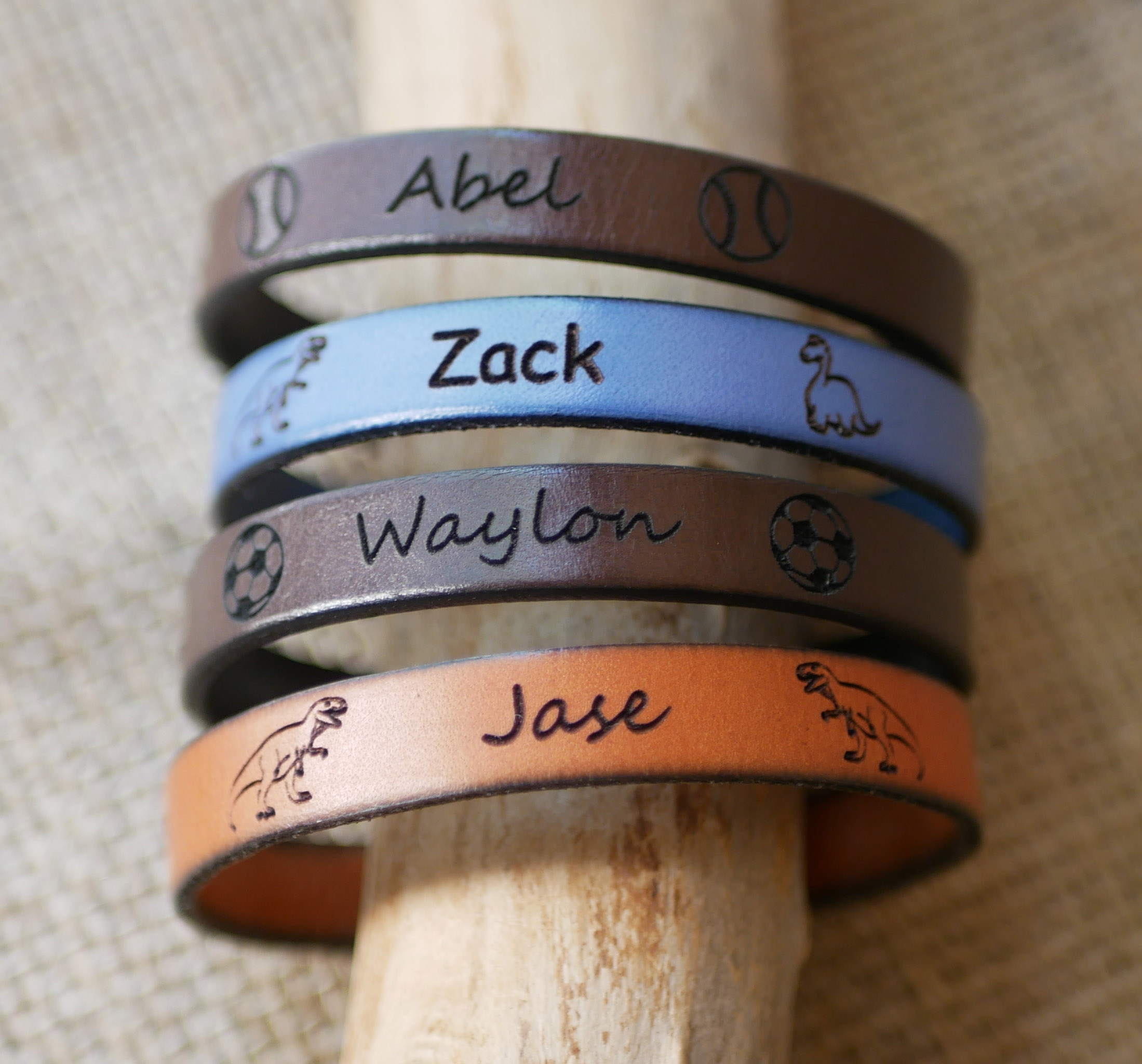 Personalized leather bracelet for children engraved first name framed with drawings of your choice