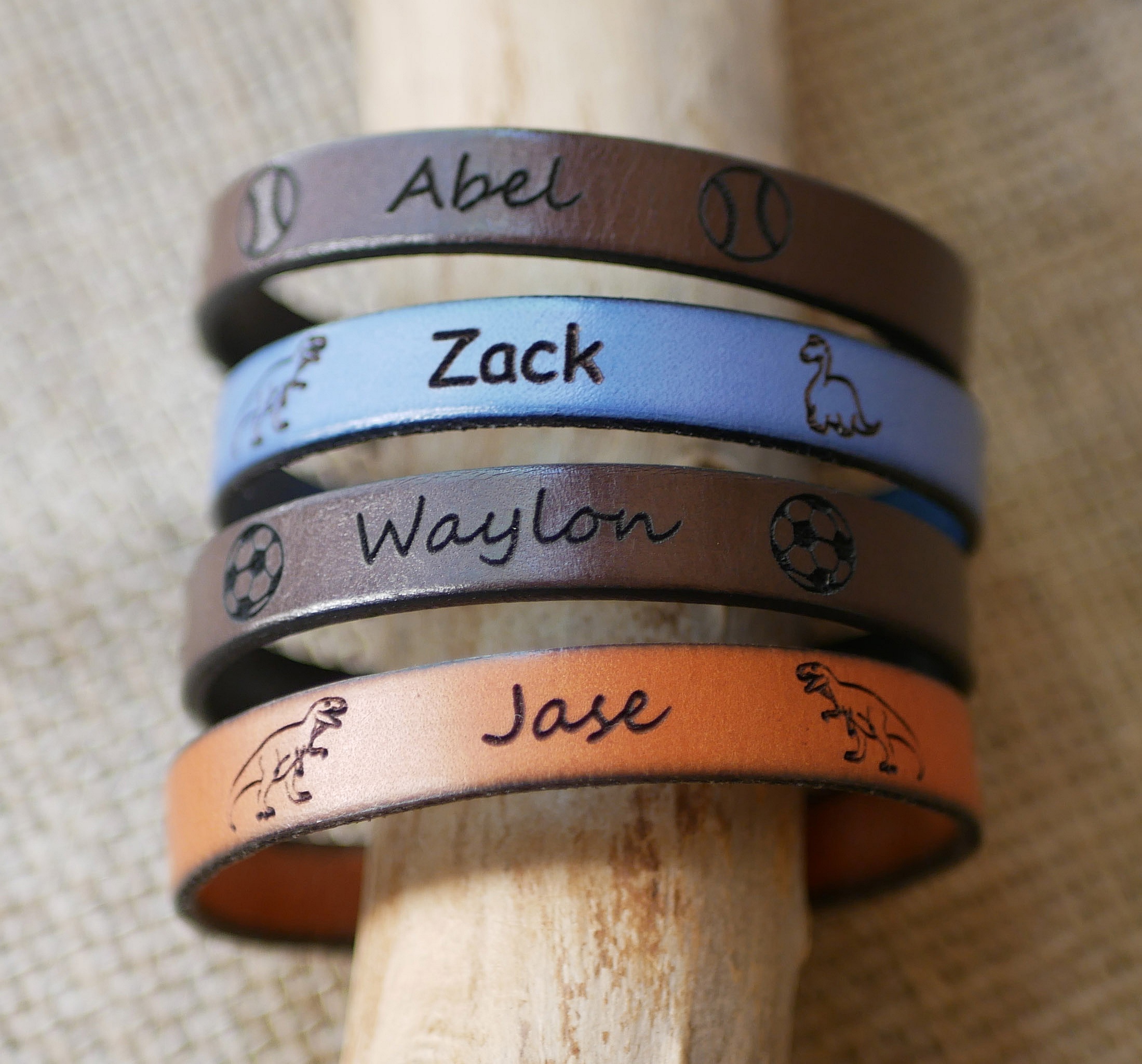 Personalized leather bracelet for children engraved first name framed with drawings of your choice