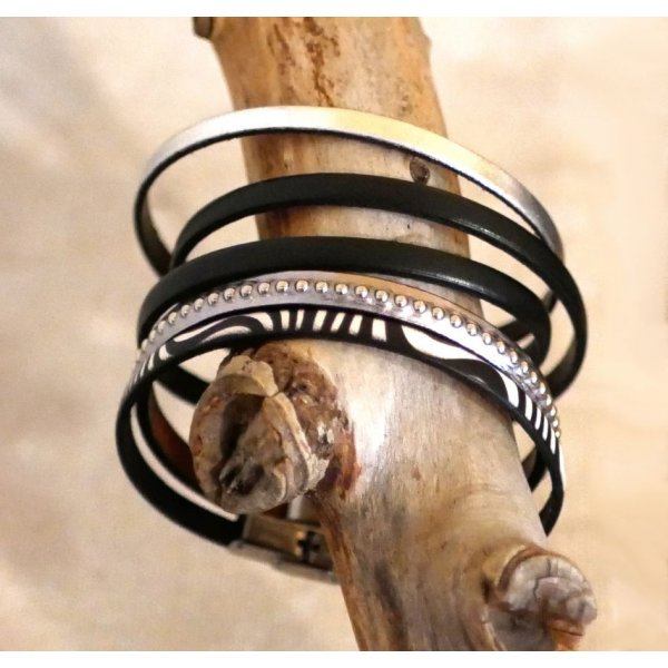 Leather bracelet woman dark gray metalized with silver beads 
