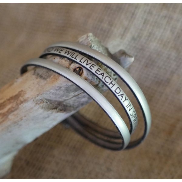 Customized fine leather bracelet 3 turns for women