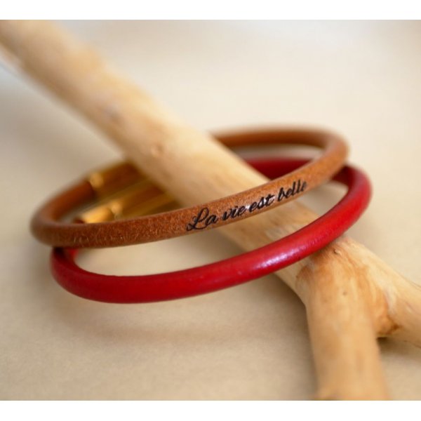 Leather bracelet woman round personalized by engraving