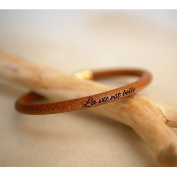 Leather bracelet woman round personalized by engraving
