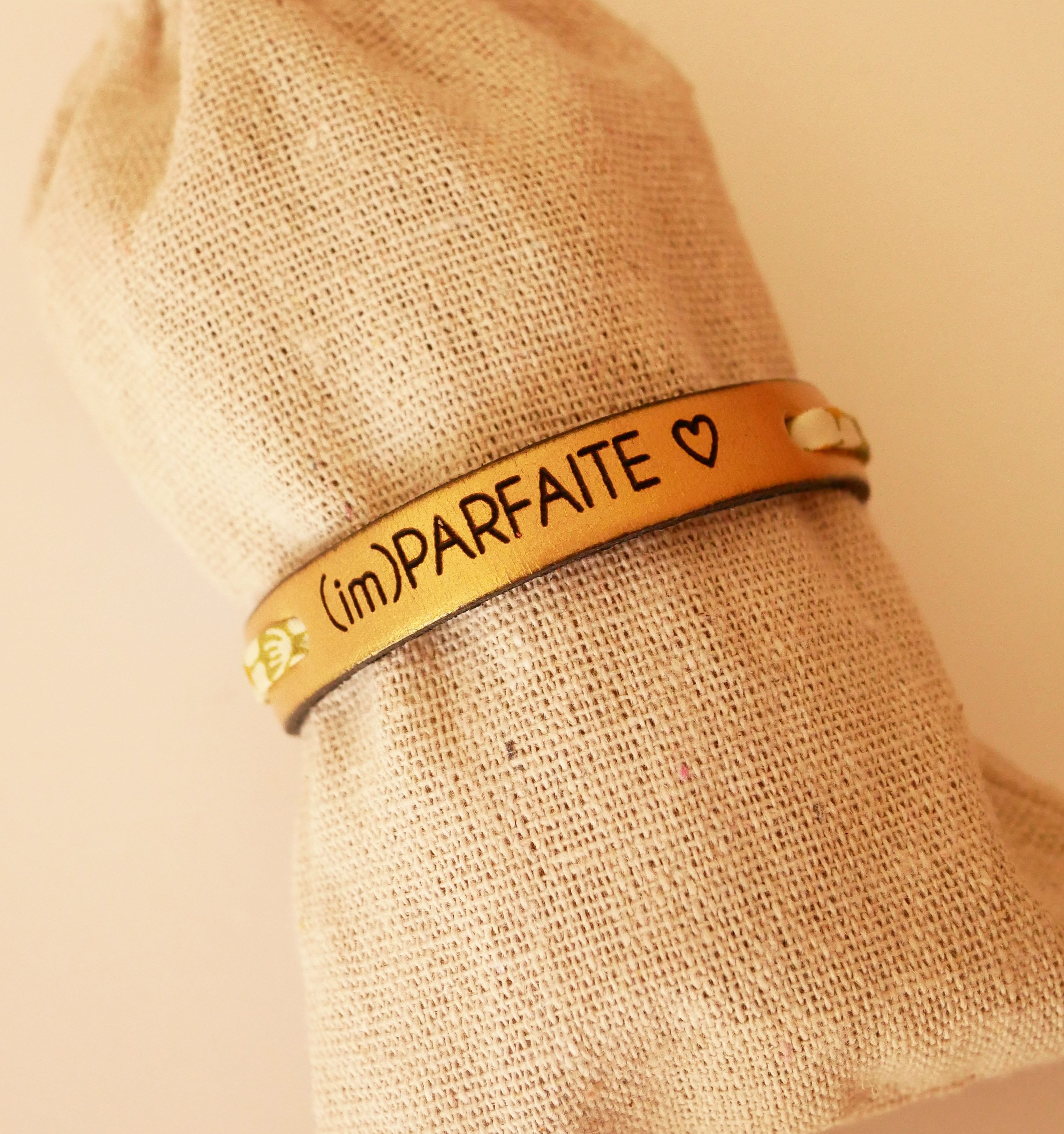 ImParfaite engraved Florâme bracelet with light green liberty ribbon on gold leather 