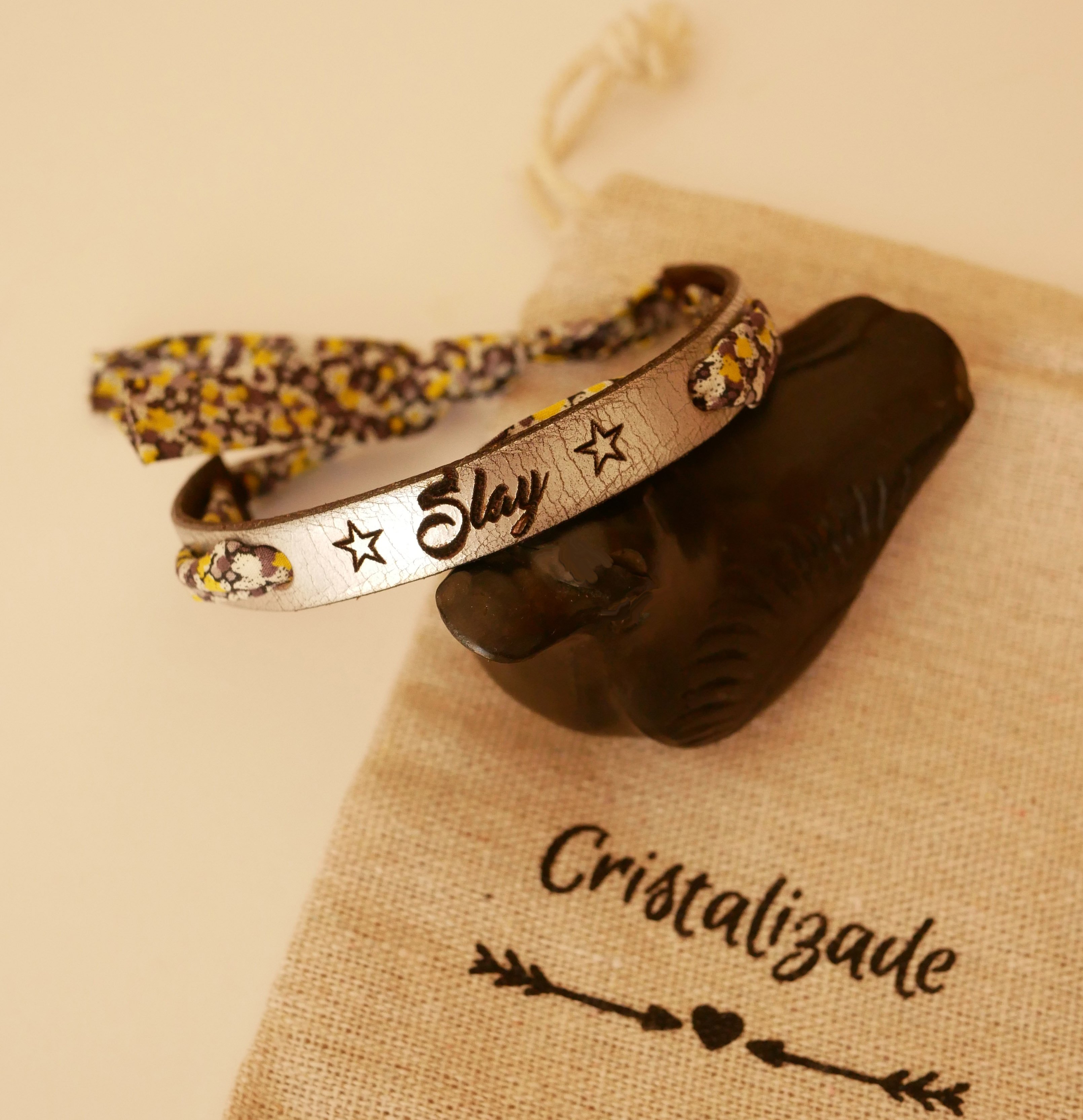 Flor&acirc;me bracelet engraved with liberty ribbon yellow flowers on silver leather