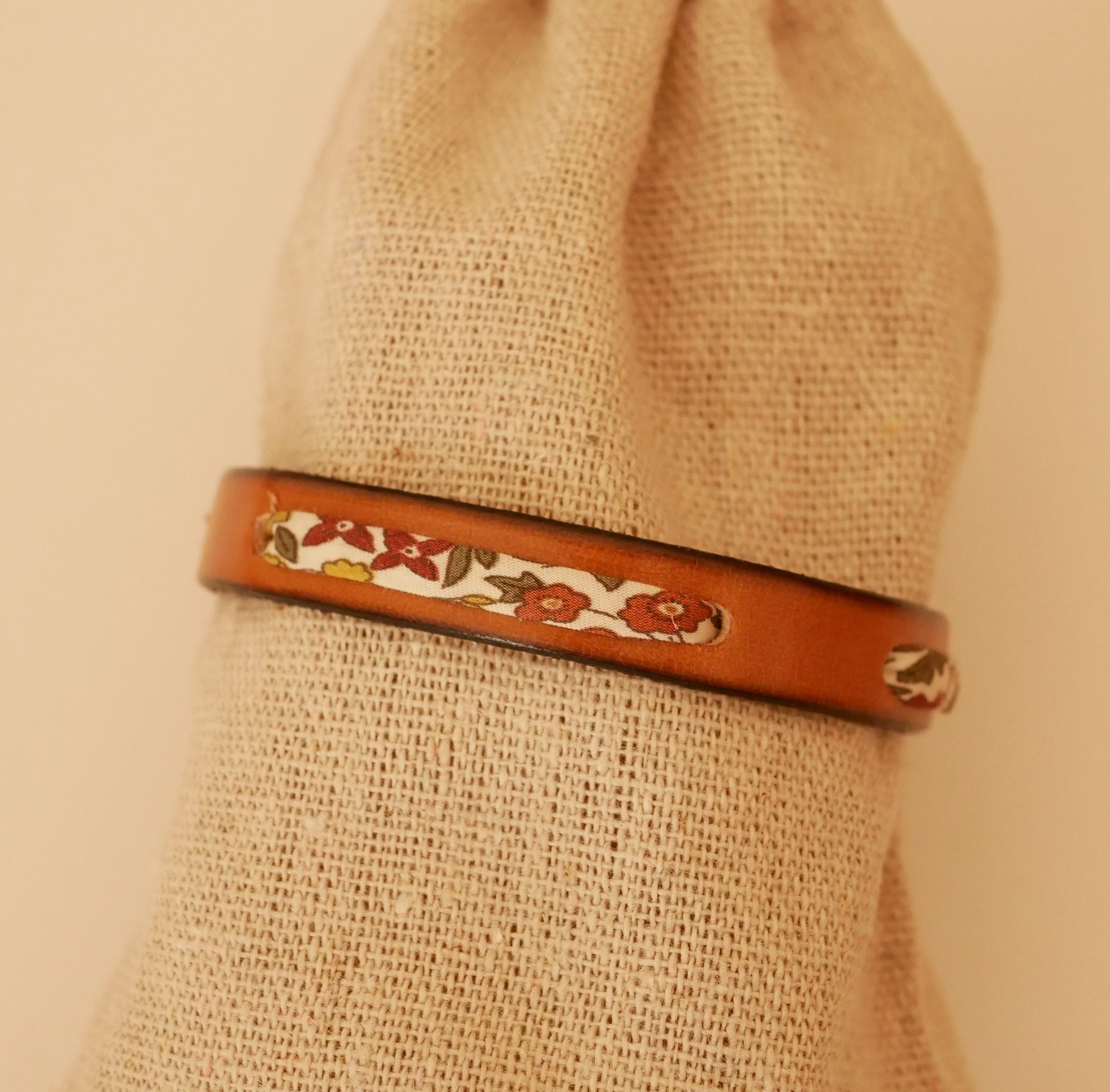 Flor&acirc;me bracelet with liberty ribbon Ava automne on camel leather