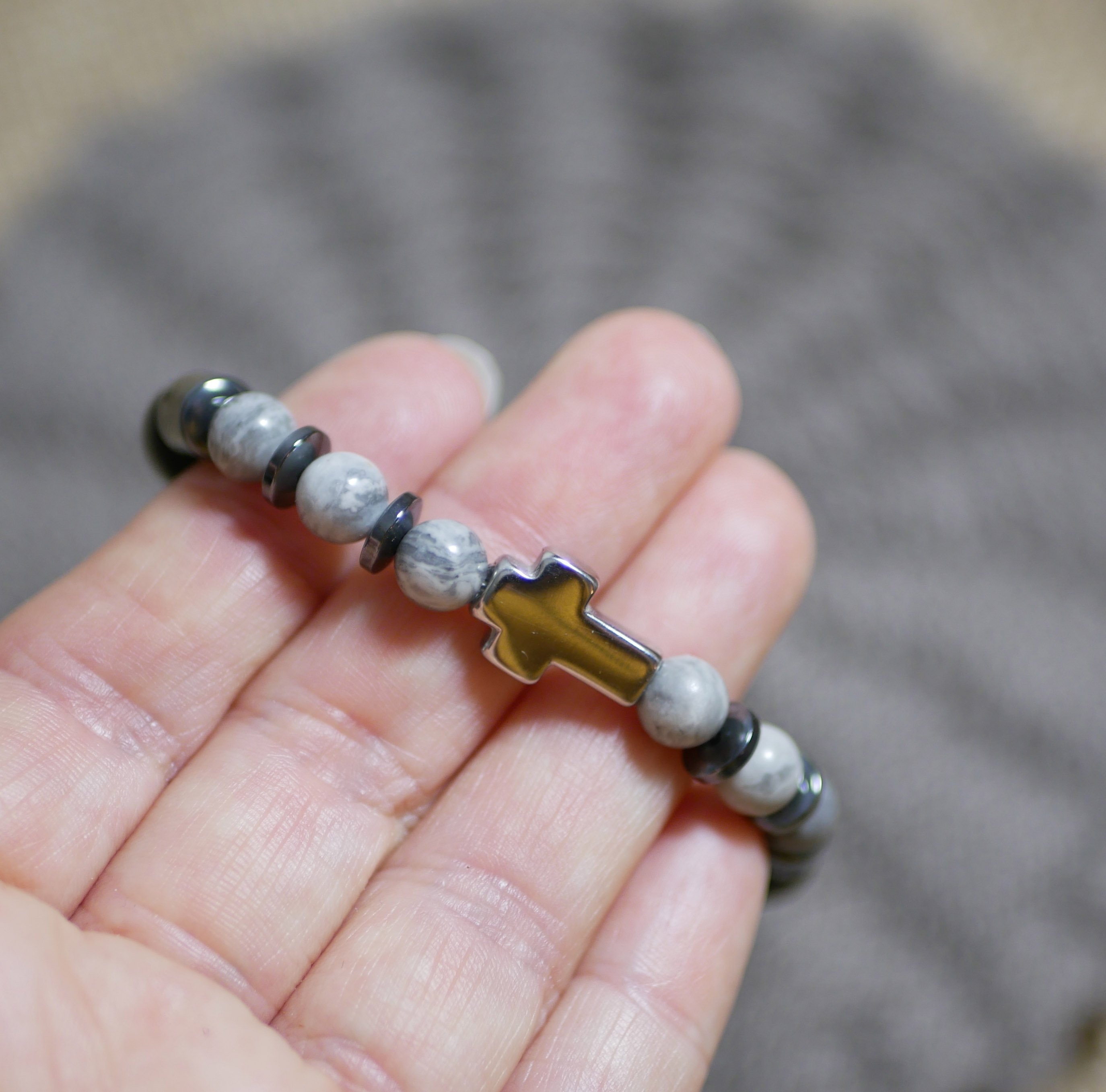 Men's cross bracelet with hematite and grey beads