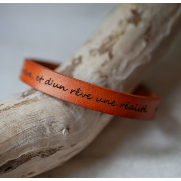 Men's leather bracelet Camel engraved to personalize 