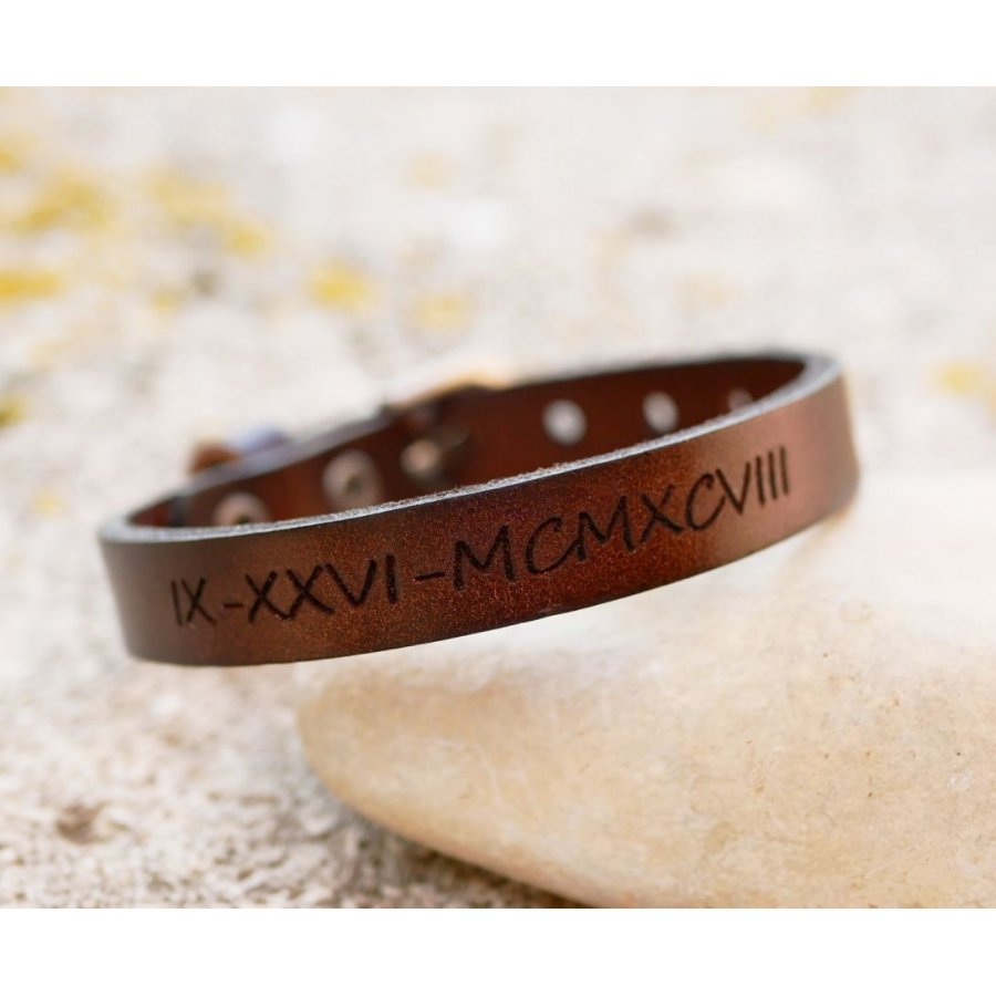 Men's bracelet engraved leather dark brown silver buckle to customize