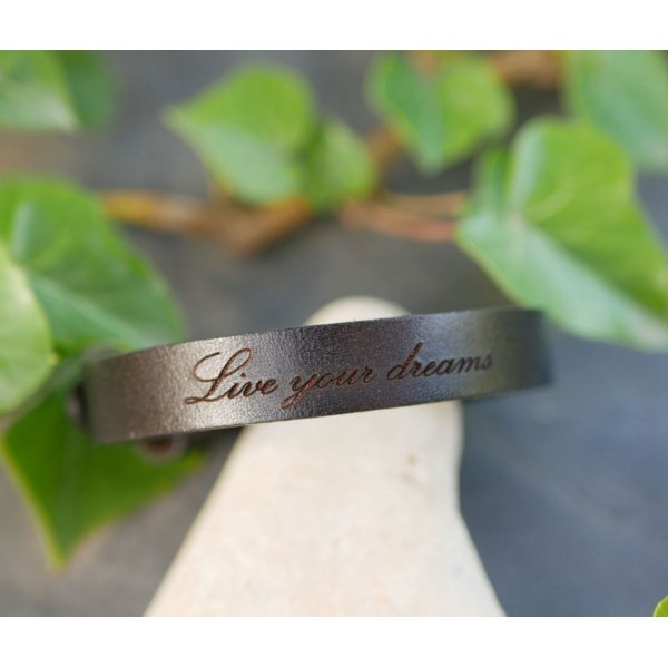 Men's bracelet in engraved black leather, customizable