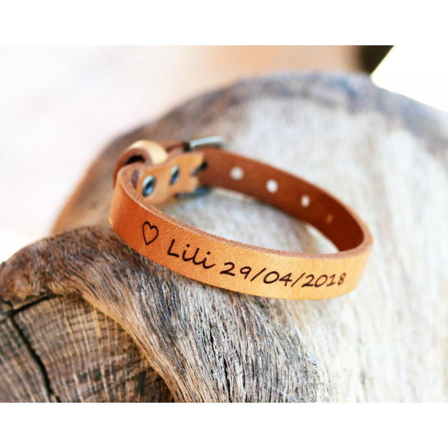 Natural leather bracelet engraved to personalize 