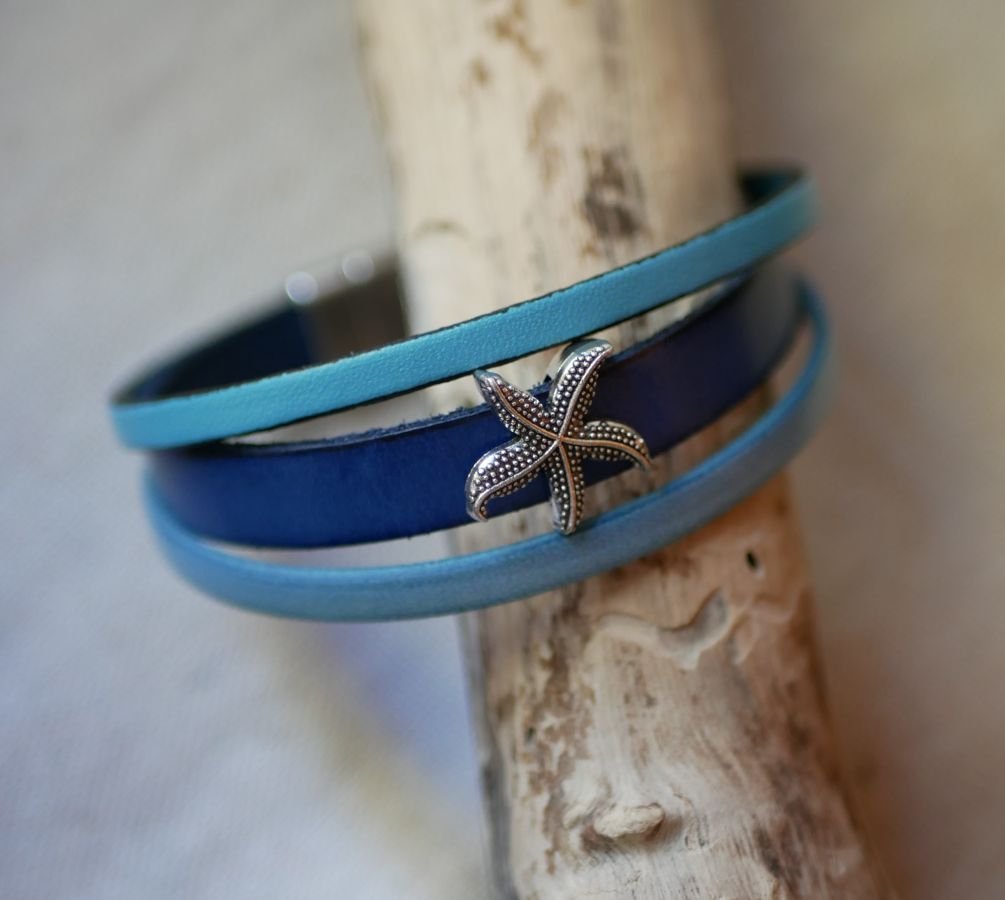 Blue cuff bracelet to personalize 