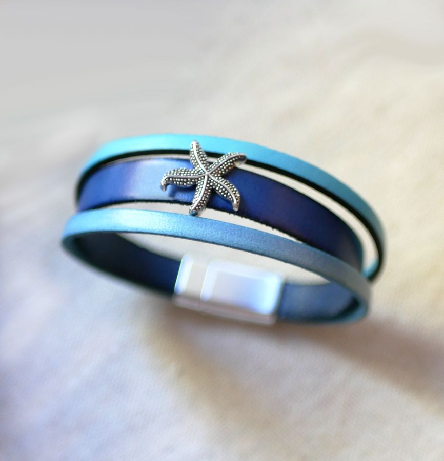 Blue cuff bracelet to personalize 