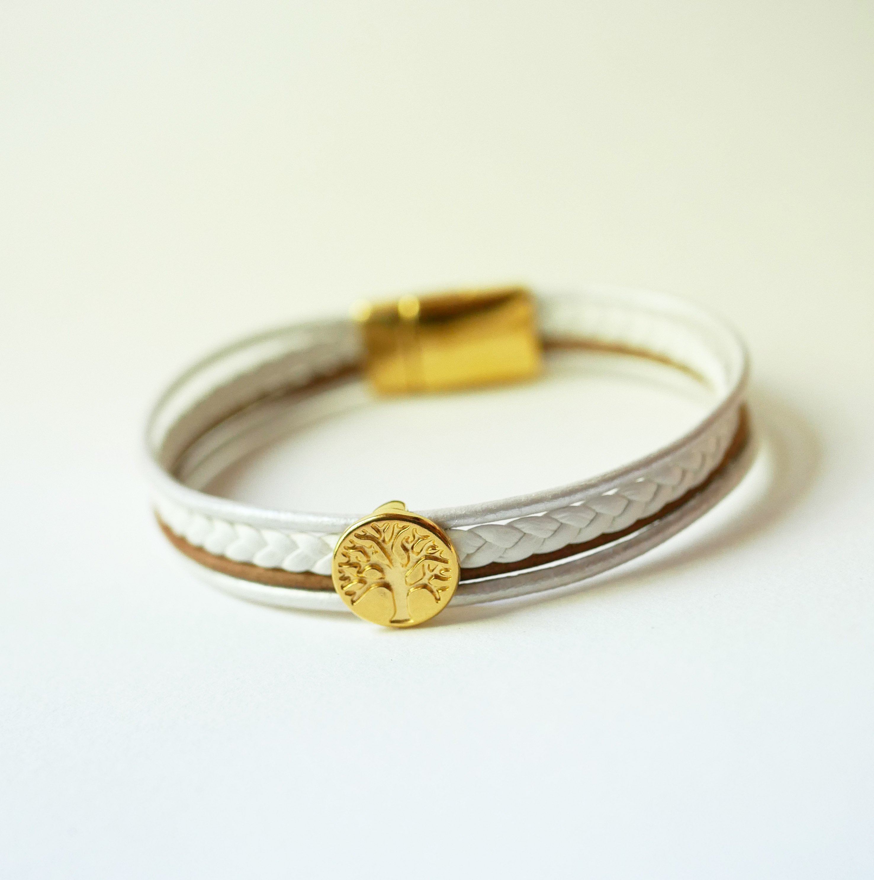 White and gold leather cuff bracelet with Tree of Life cabochon
