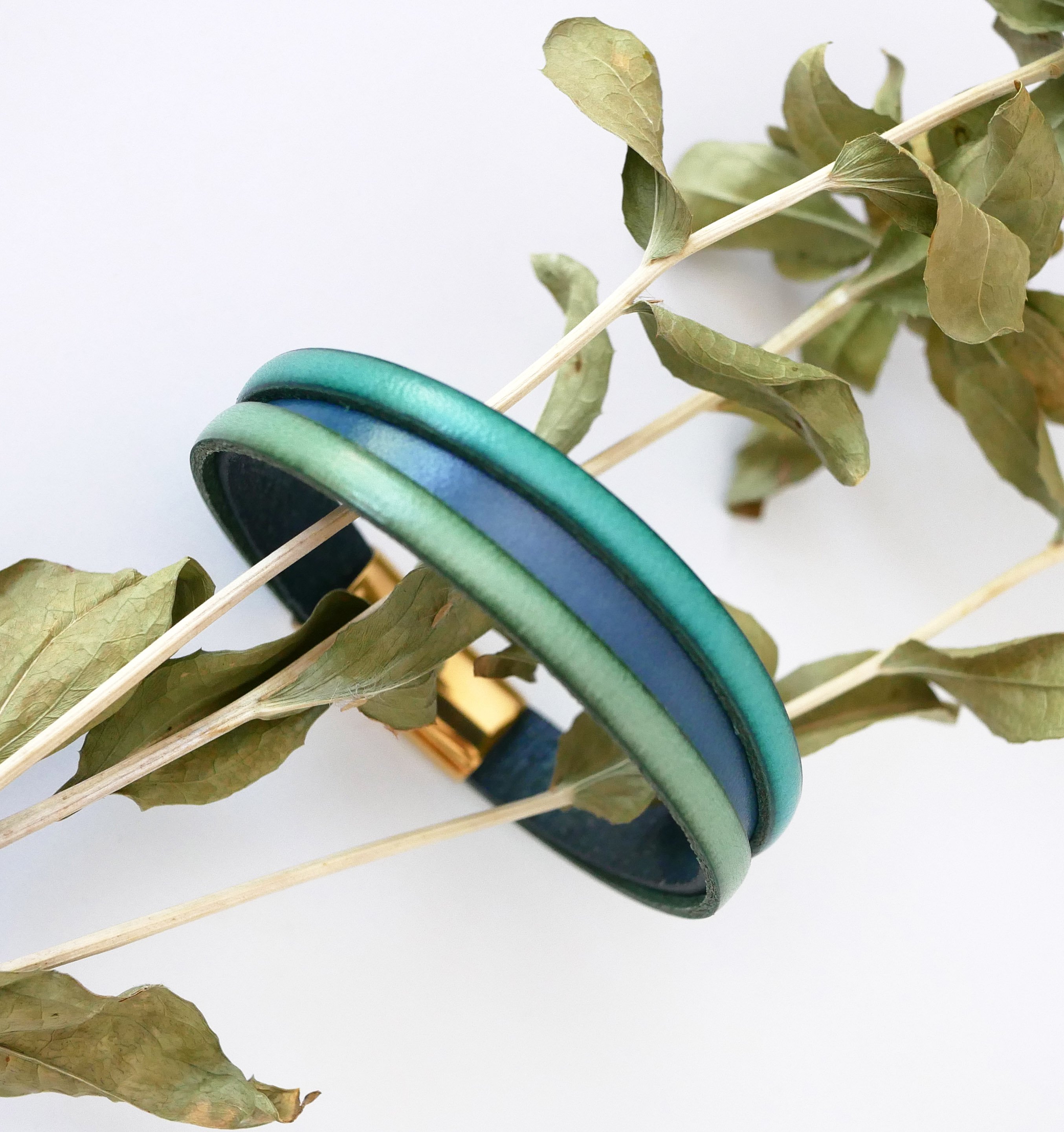 Two-tone women's leather cuff bracelet with hidden engraved message