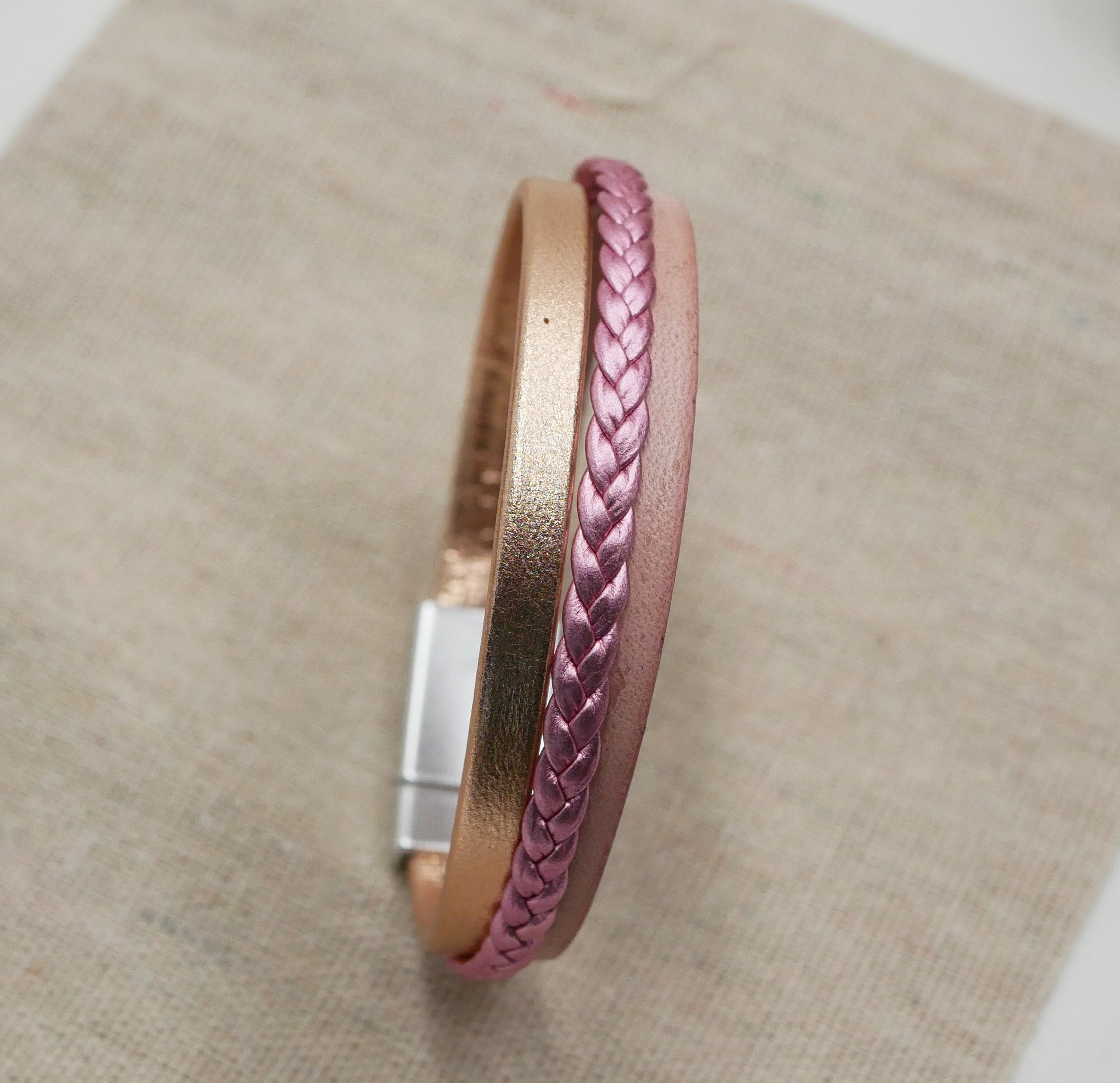 Customizable cuff bracelet in pink laminated and peach leathers