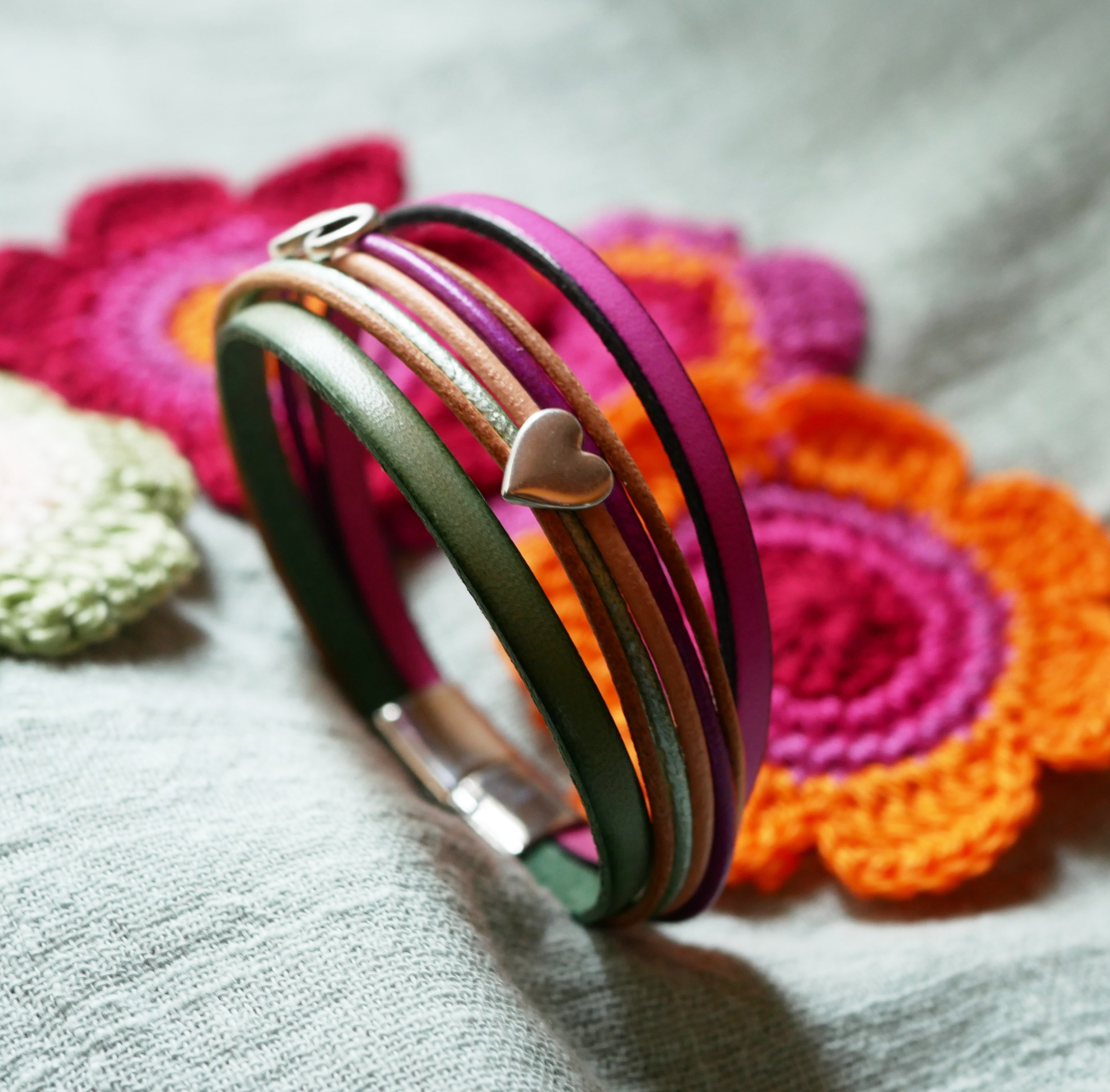 Fuchsia leather cuff bracelet with 2 silver-plated loops