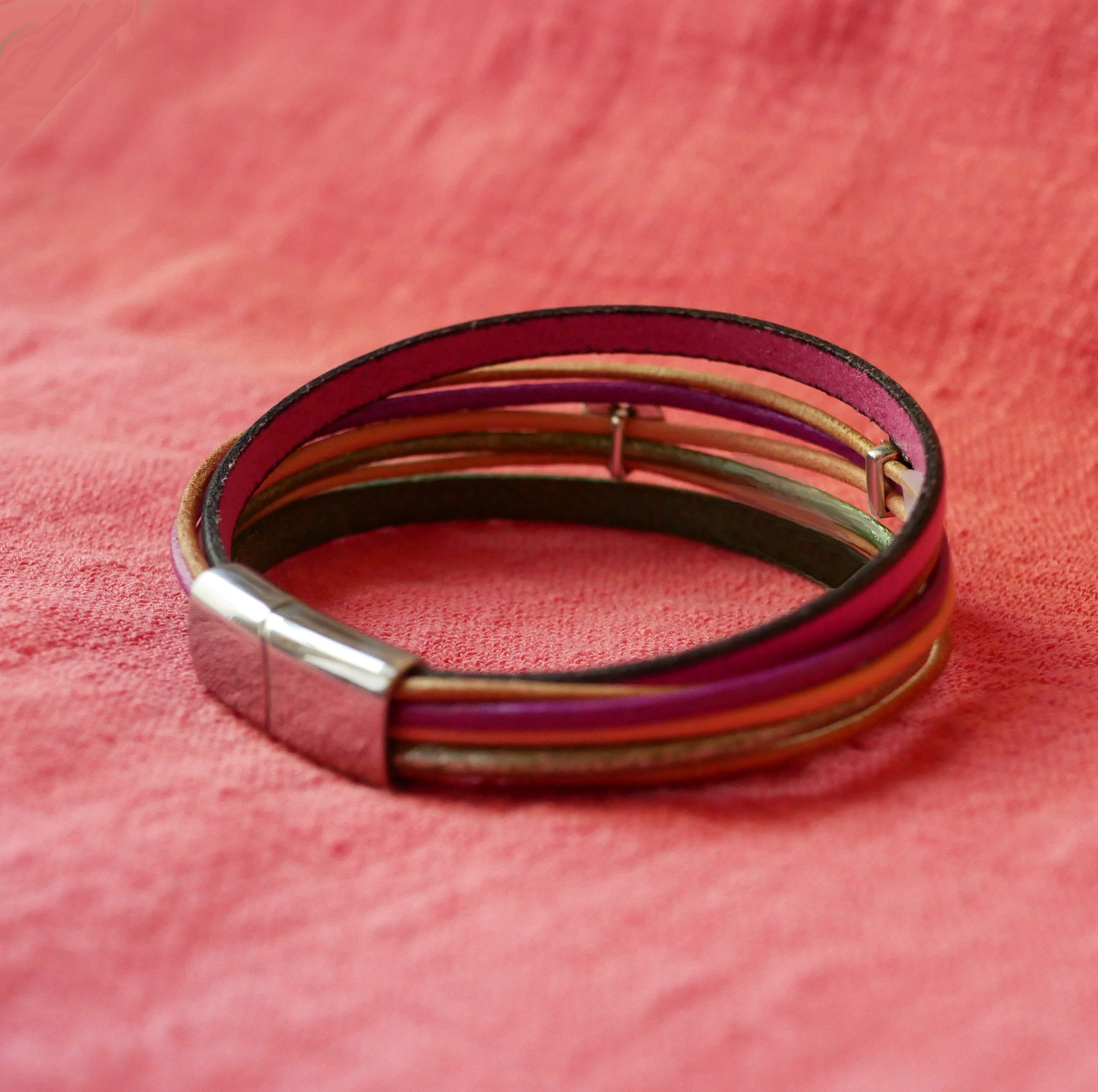 Fuchsia leather cuff bracelet with 2 silver-plated loops